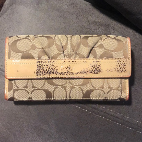 Coach Handbags - Coach signature large wallet holds tons of cards